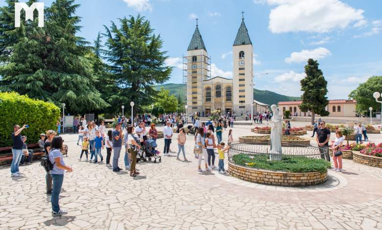 Međugorje na 40. godišnjicu Gospinih ukazanja pohodi hiljade hodočasnika